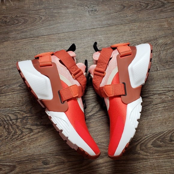NEW Nike Huarache City - Picture 7 of 8